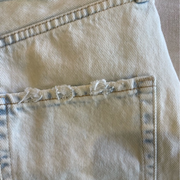 Abercrombie & Fitch light wash mini jean skirt - Picture 4 of 9